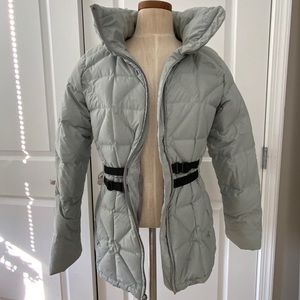 Pre Loved Light Grey North Face Puffer Jacket with Cinching Detail